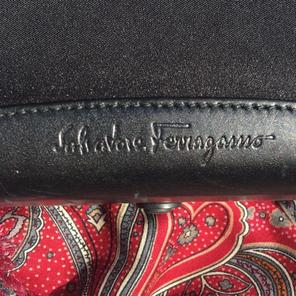 Authentic Salvatore Ferragamo Black Fabric & Leather Pouchette Shoulder Bag Zips - Picture 2 of 10